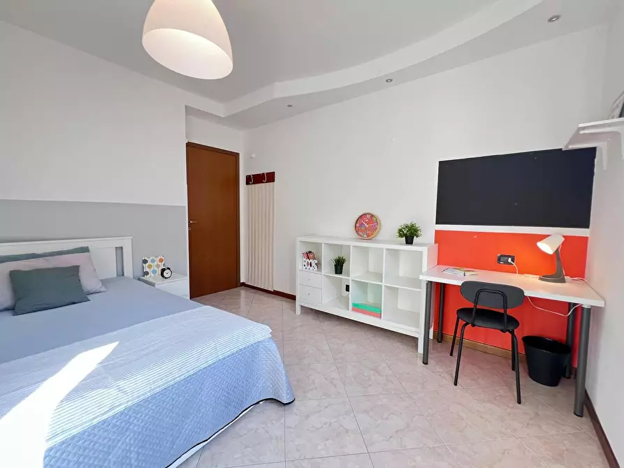 Immagine 7 di Camera in affitto  in Via Giovanni Segantini a Bologna
