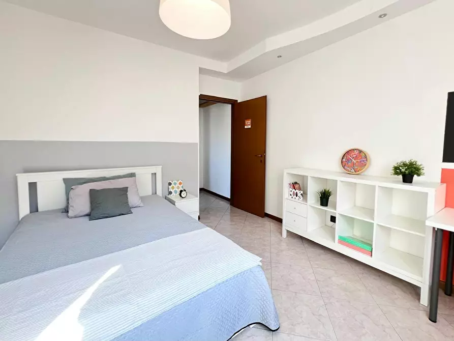 Immagine 3 di Camera in affitto  in Via Giovanni Segantini a Bologna