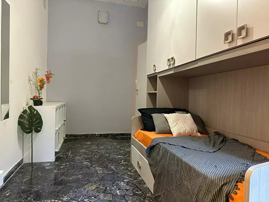 Immagine 5 di Camera in affitto  in Viale Alfredo Oriani a Bologna