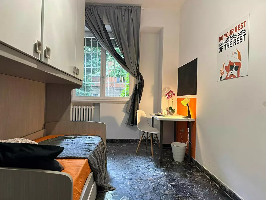 Immagine 4 di Camera in affitto  in Viale Alfredo Oriani a Bologna