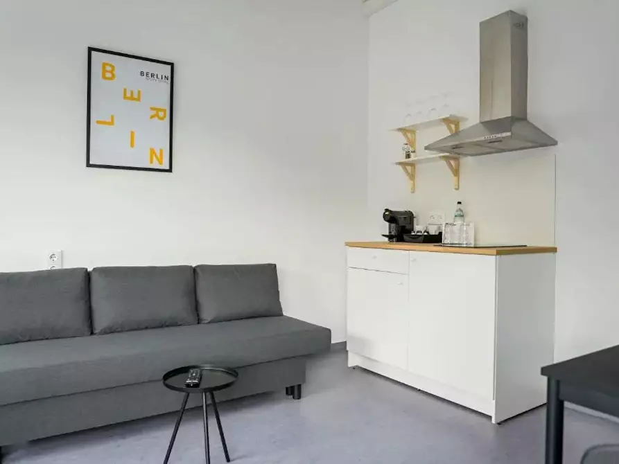 Immagine 2 di Appartamento in affitto  in Saalestraße a Berlin