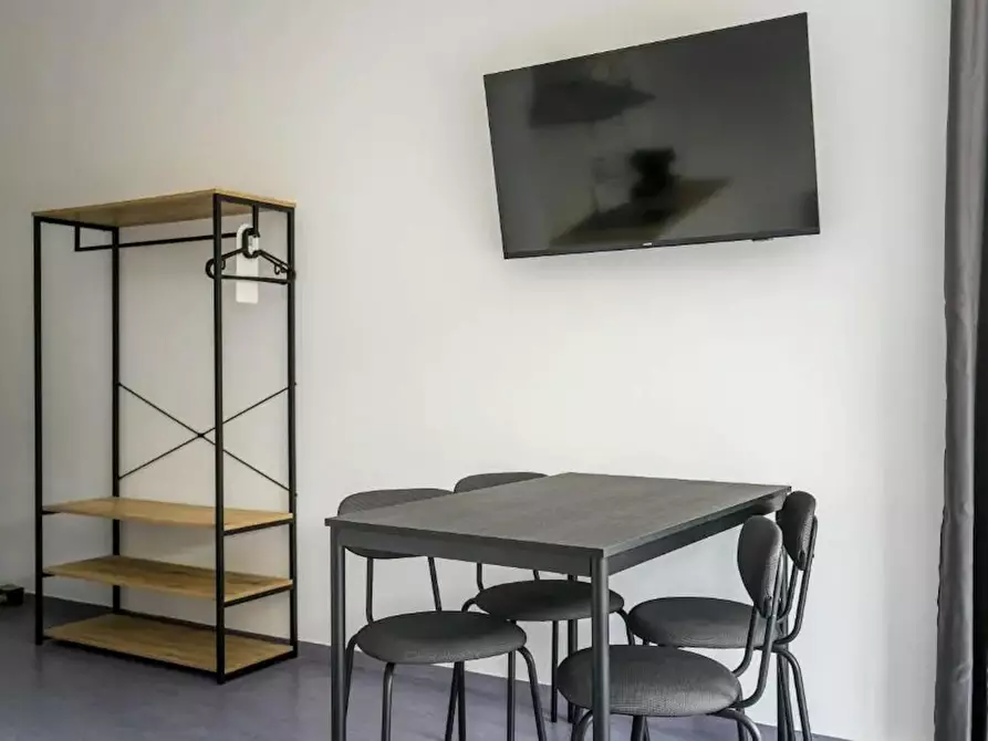 Immagine 6 di Appartamento in affitto  in Saalestraße a Berlin