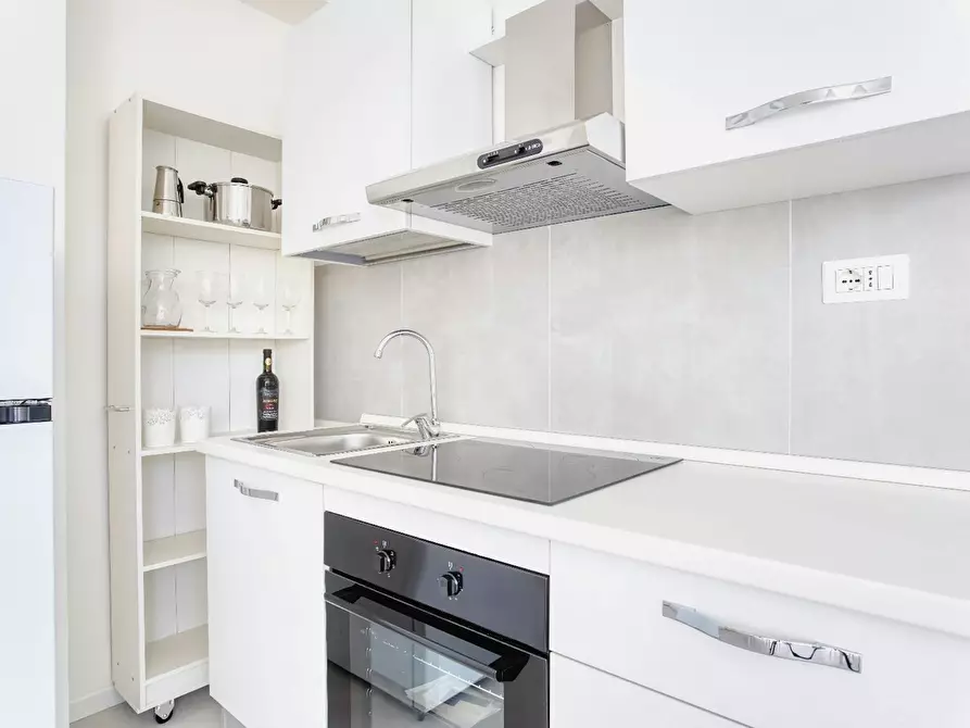 Immagine 2 di Appartamento in affitto  in Via Giovanni Battista Cassinis a Milano