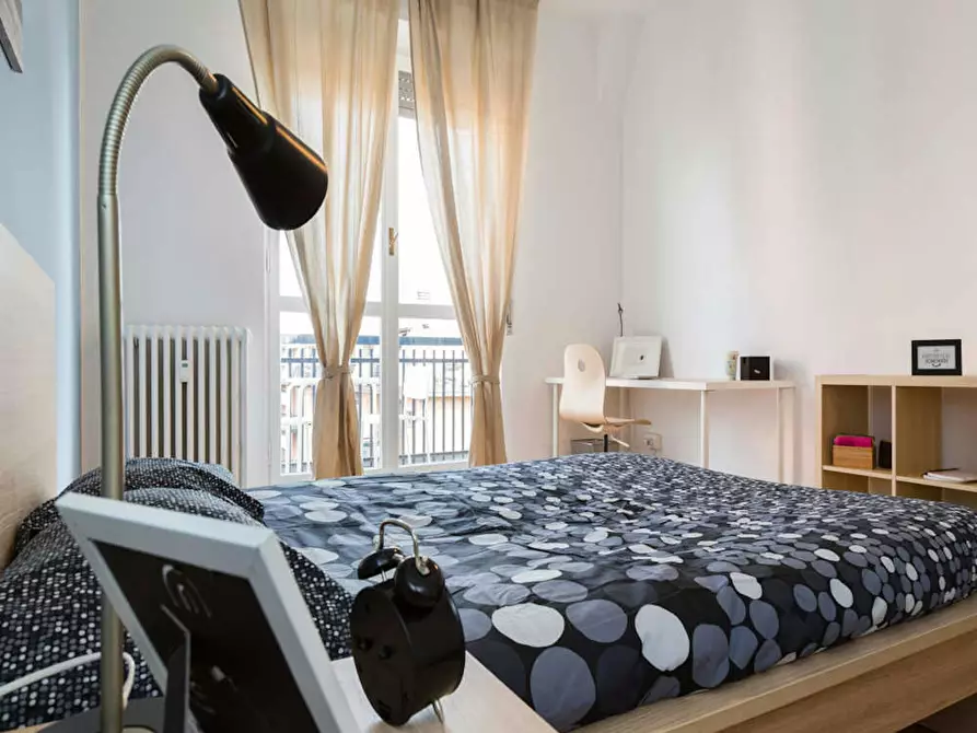 Immagine 2 di Camera in affitto  in Via delle Acacie a Buccinasco