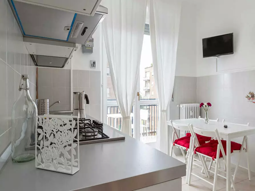 Immagine 9 di Camera in affitto  in Via delle Acacie a Buccinasco