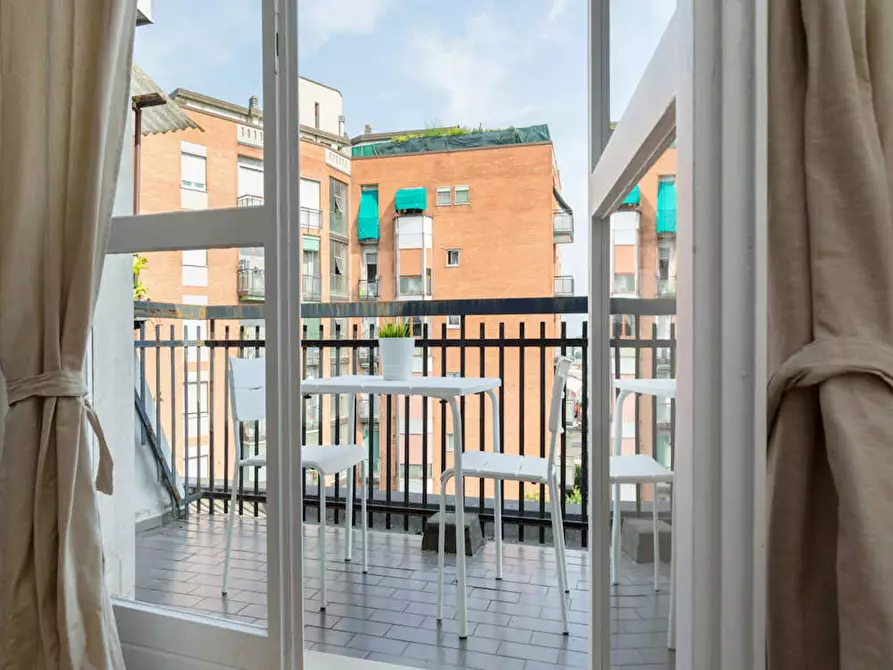 Immagine 6 di Camera in affitto  in Via delle Acacie a Buccinasco