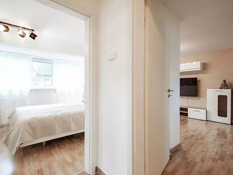 Immagine 9 di Appartamento in affitto  in Kapitelstraße a Neuss