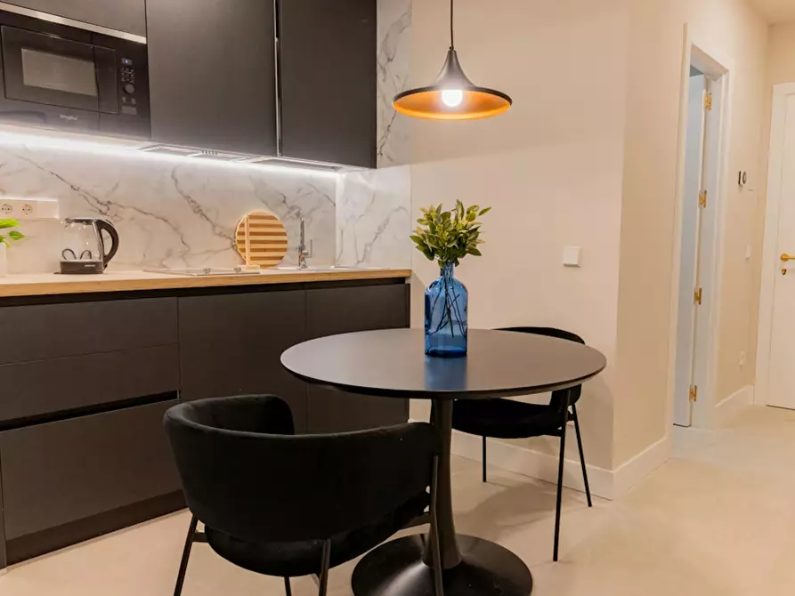 Immagine 4 di Appartamento in affitto  in Paseo de las Delicias a Madrid