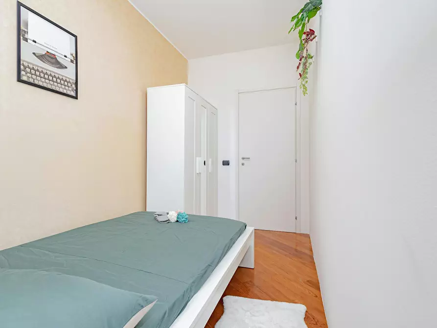 Immagine 5 di Camera in affitto  in Via Francesco Caracciolo a Milano