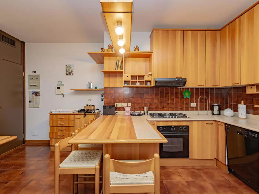 Immagine 9 di Camera in affitto  in Via Francesco Caracciolo a Milano