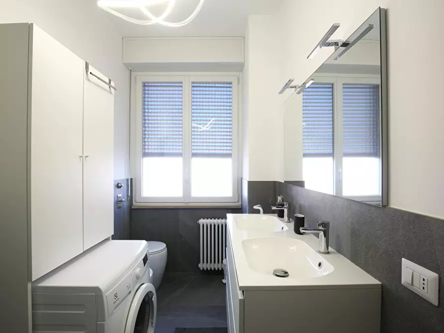 Immagine 3 di Camera in affitto  in Via Lodovico Pavoni a Milano