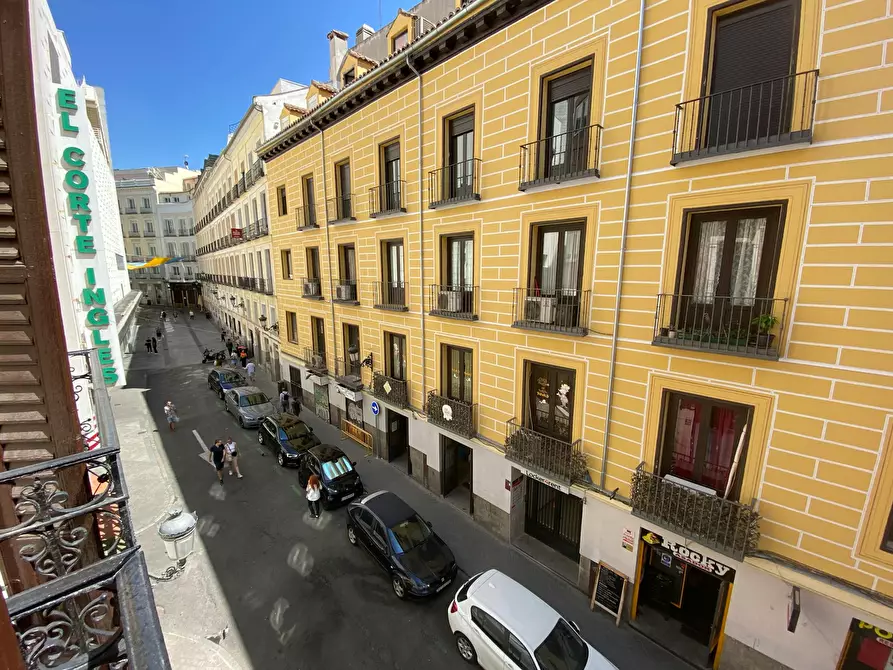 Immagine 3 di Camera in affitto  in Calle de Tetuán a Madrid