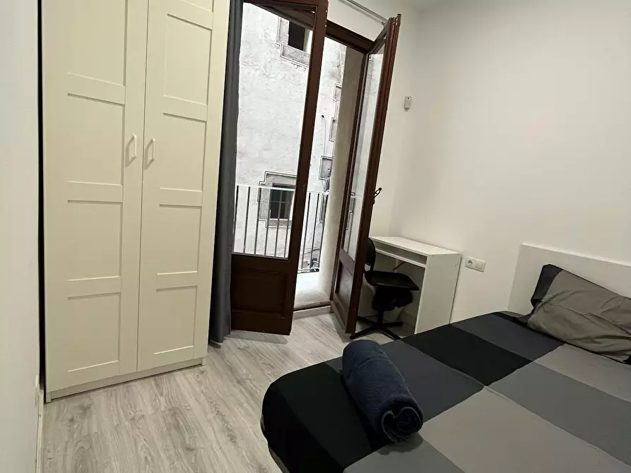 Immagine 2 di Camera in affitto  in Carrer de Corretger a Barcelona