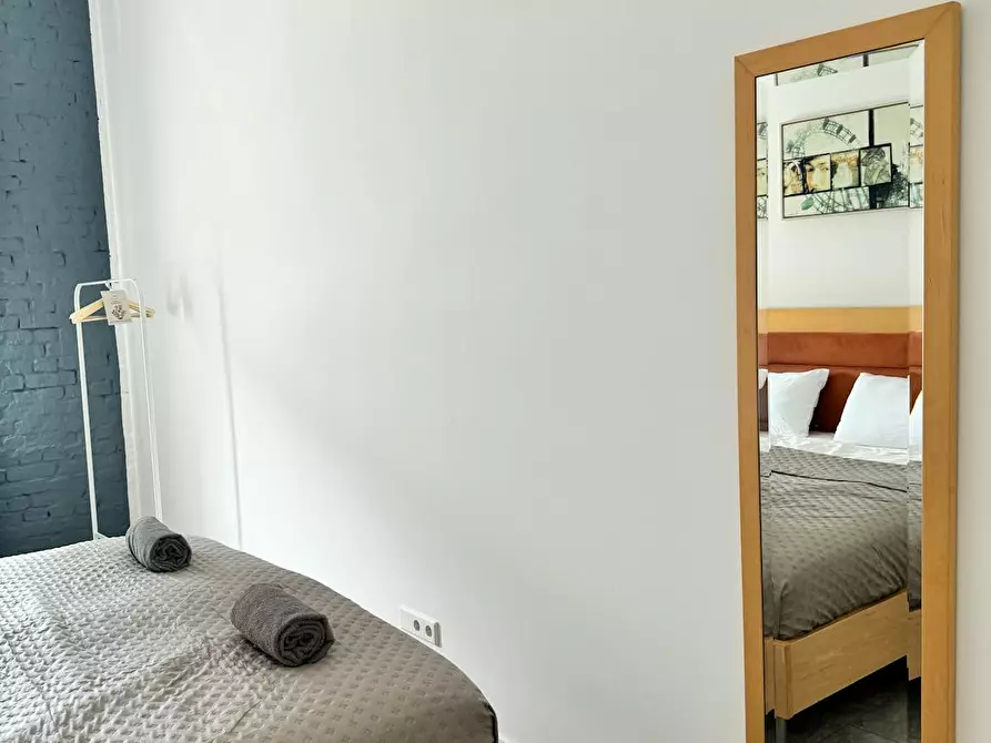 Immagine 5 di Camera in affitto  in Hüttenstraße a Düsseldorf