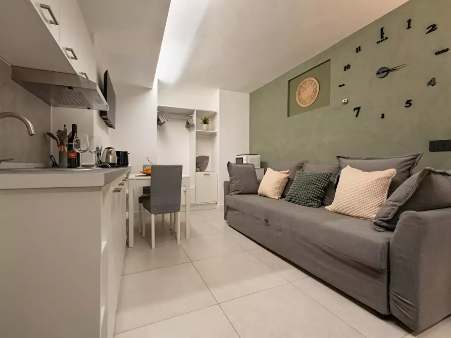 Immagine 4 di Appartamento in affitto  in Via della Vigna Vecchia a Firenze