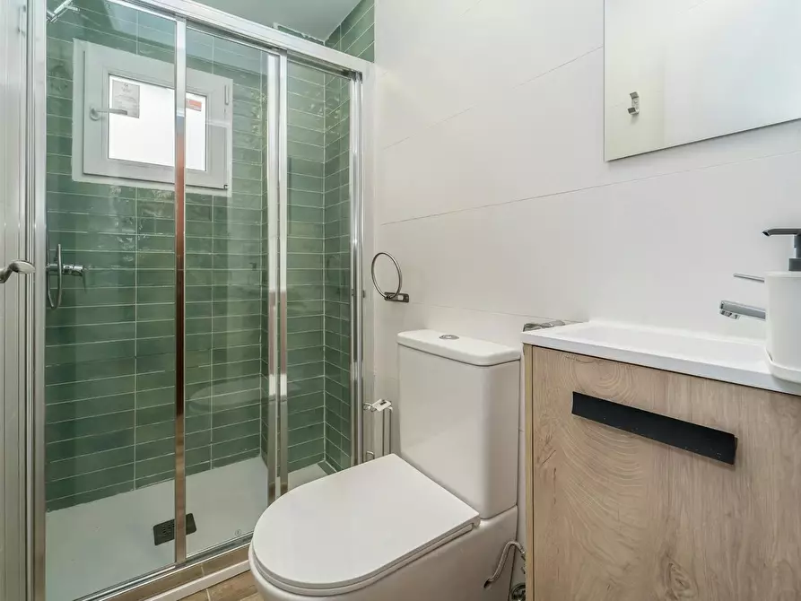 Immagine 6 di Camera in affitto  in Calle Democracia a Valladolid