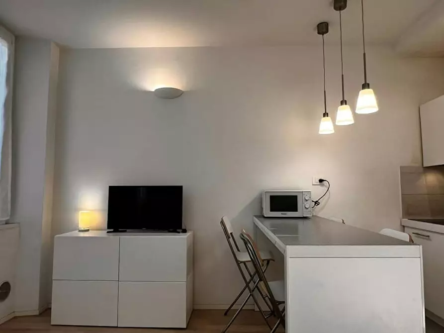 Immagine 4 di Appartamento in affitto  in Via Vigevano a Milano