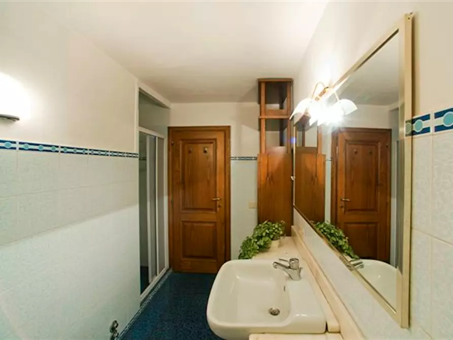 Immagine 10 di Appartamento in affitto  in Via Sant'Antonino a Firenze