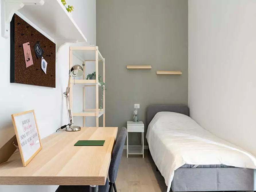 Immagine 3 di Camera in affitto  in Via Privata Parenzo a Milano