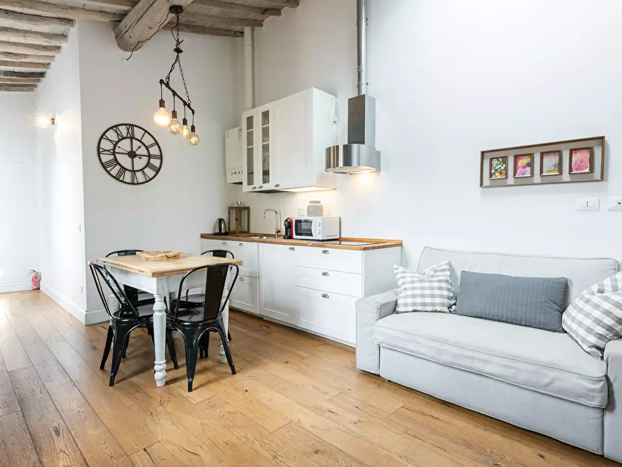 Immagine 5 di Appartamento in affitto  in Via Guelfa a Firenze