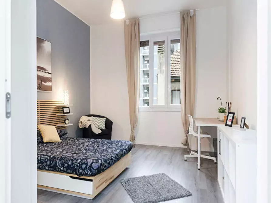 Immagine 6 di Camera in affitto  in Via Melchiorre Gioia a Milano