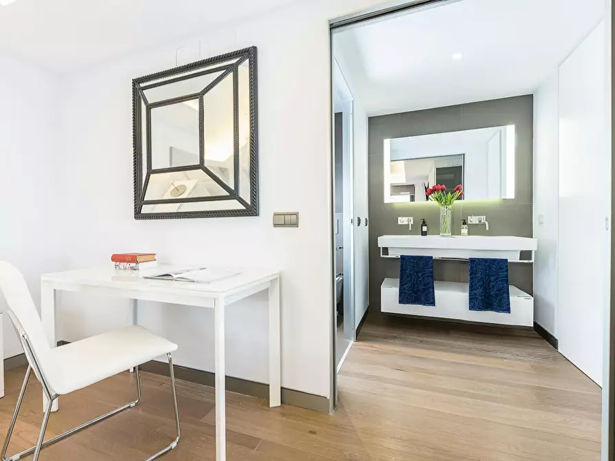 Immagine 10 di Appartamento in affitto  in Calle de Fernando VI a Madrid