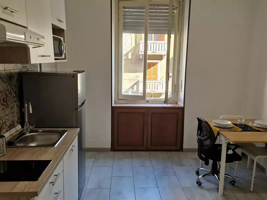 Immagine 5 di Camera in affitto  in Via Passo Buole a Torino