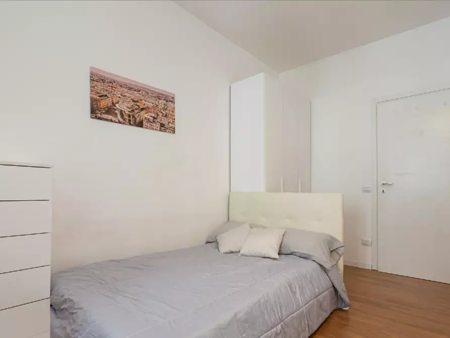 Immagine 3 di Camera in affitto  in Via Felice Casati a Milano