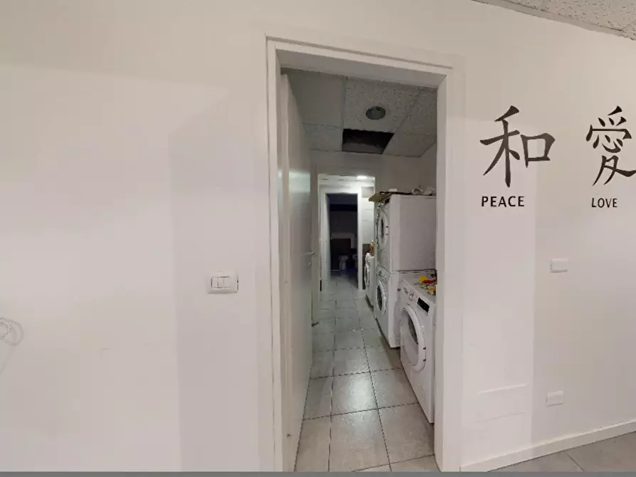 Immagine 10 di Camera in affitto  in Via Felice Casati a Milano