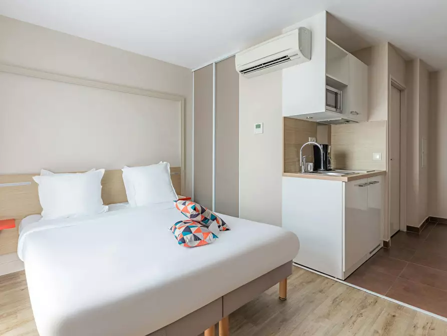 Immagine 2 di Appartamento in affitto  in Rue Docteur Finlay a Bordeaux
