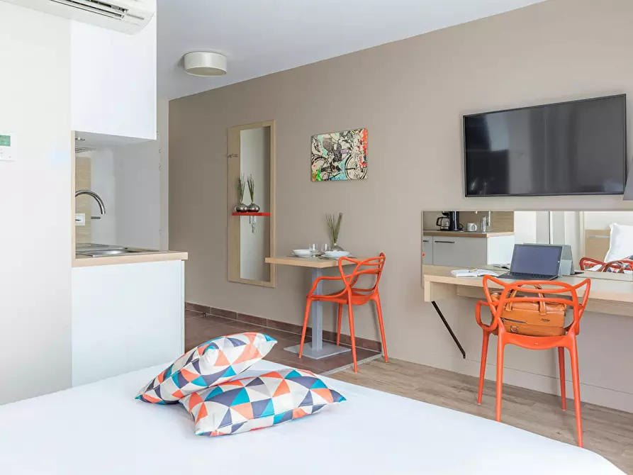 Immagine 3 di Appartamento in affitto  in Rue Docteur Finlay a Bordeaux