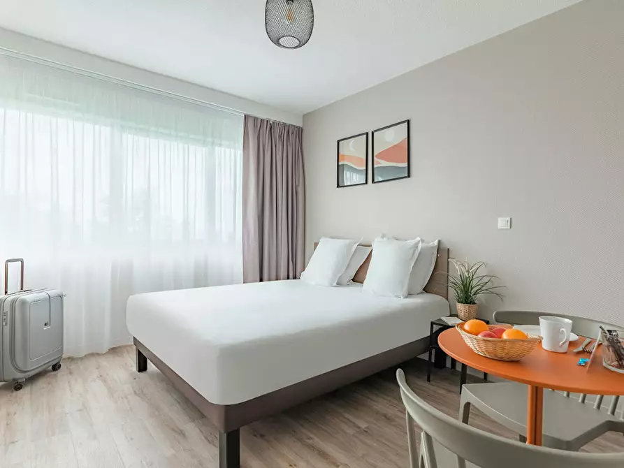 Immagine 1 di Appartamento in affitto  in Rue Général de Larminat a Bordeaux