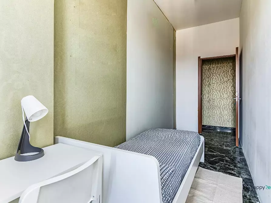 Immagine 3 di Camera in affitto  in Viale Gran Sasso a Milano