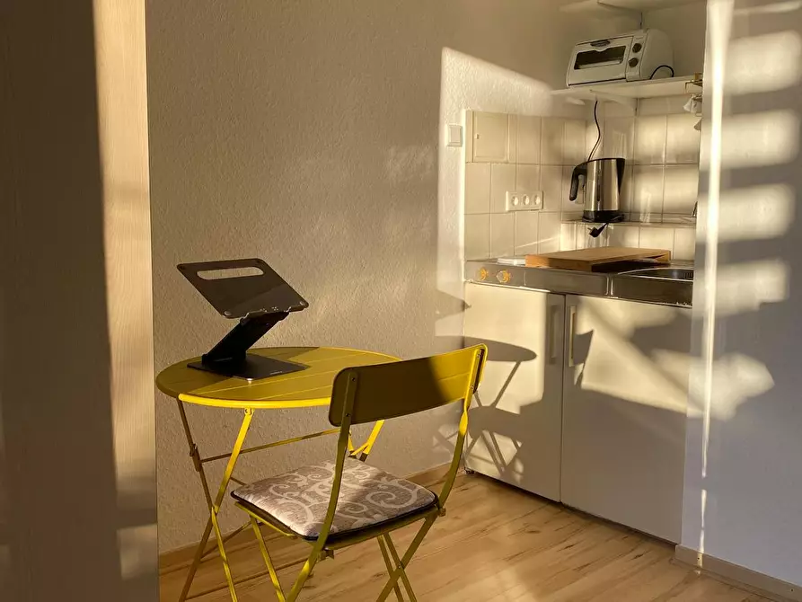 Immagine 8 di Appartamento in affitto  in Uhlandstraße a Düsseldorf