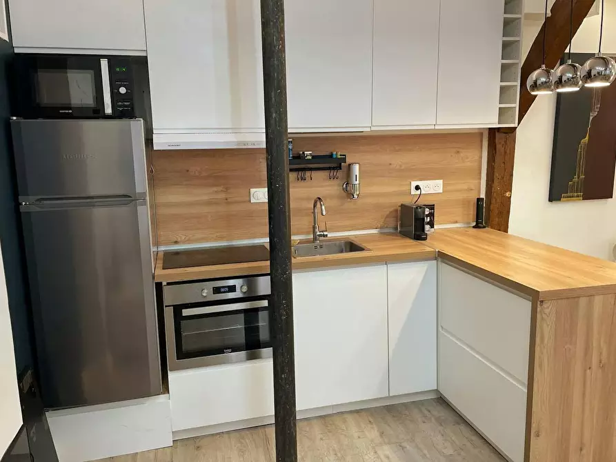 Immagine 4 di Appartamento in affitto  in Rue du Morvan a Paris