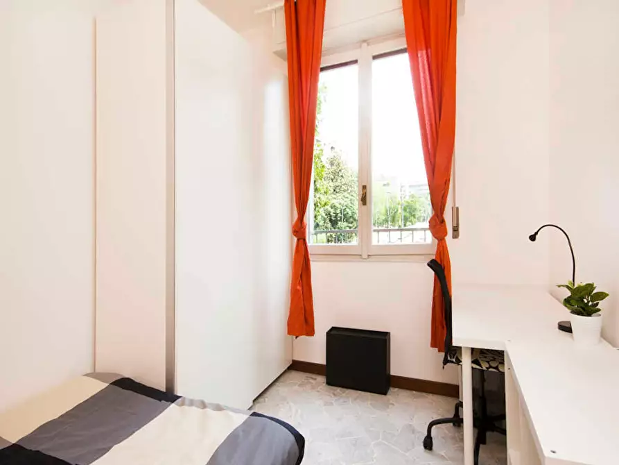 Immagine 4 di Camera in affitto  in Via Bartolomeo D'Alviano a Milano