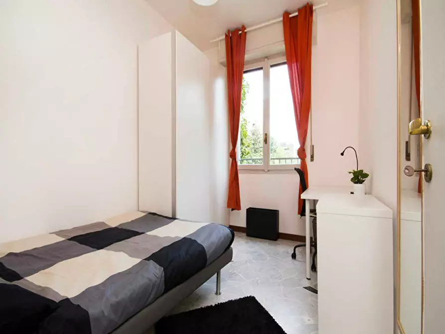 Immagine 3 di Camera in affitto  in Via Bartolomeo D'Alviano a Milano