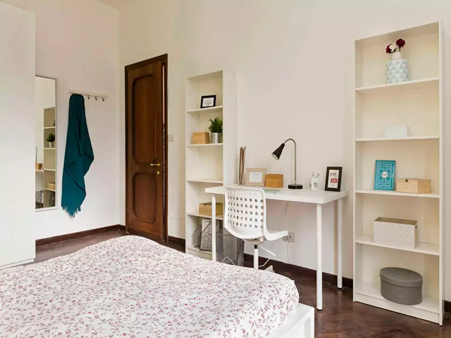 Immagine 2 di Camera in affitto  in Viale Giovanni Vicini a Bologna