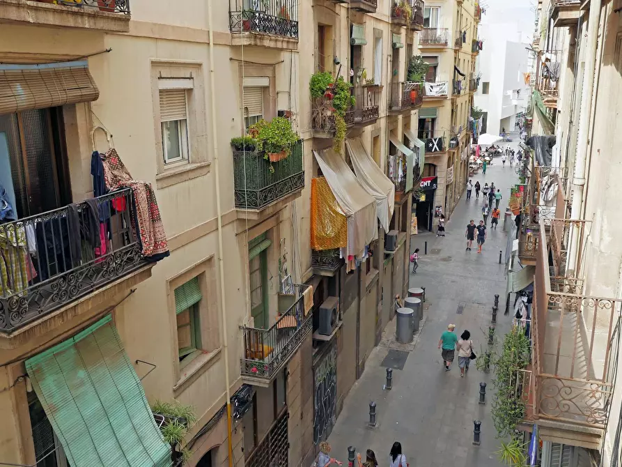 Immagine 10 di Camera in affitto  in Carrer de Ferlandina a Barcelona