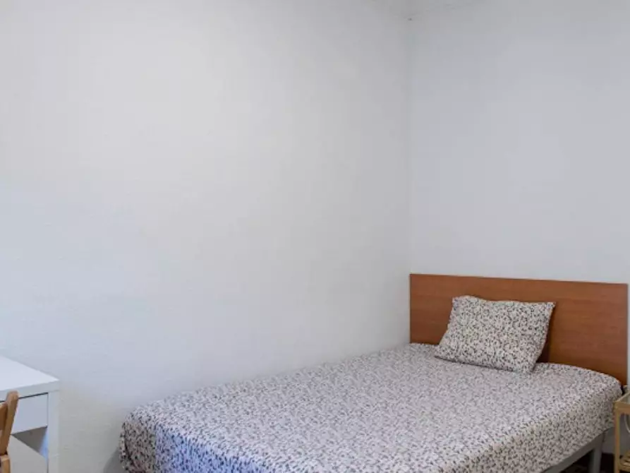 Immagine 1 di Camera in affitto  in Carrer de Ferlandina a Barcelona
