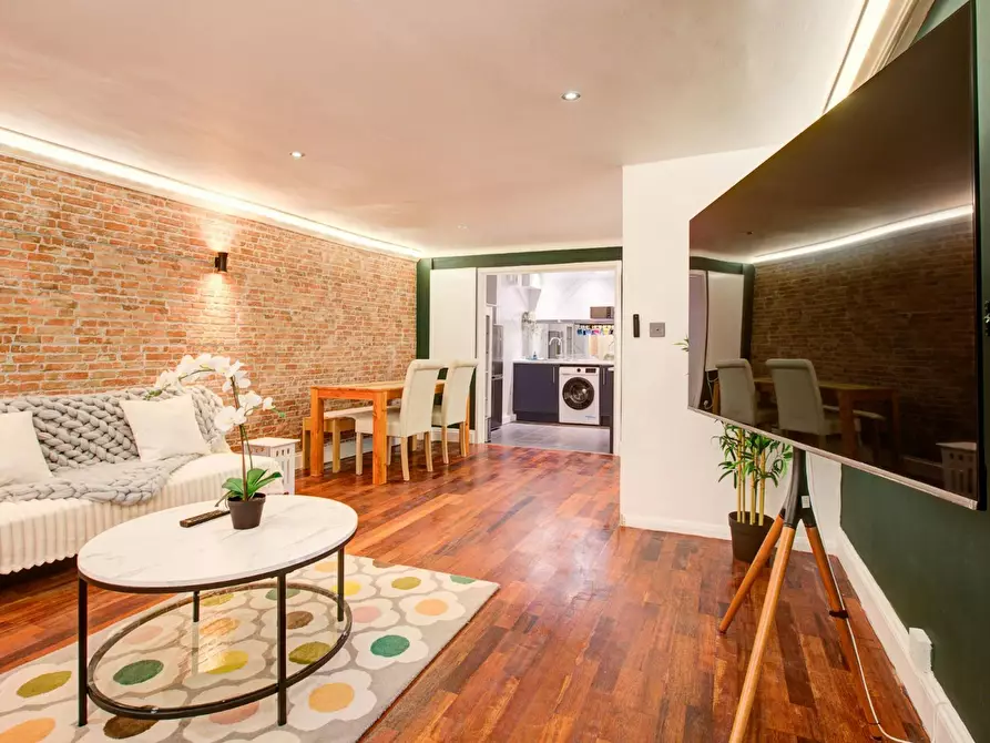 Immagine 8 di Appartamento in affitto  in Josephine Avenue a Lambeth