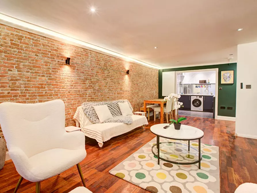 Immagine 1 di Appartamento in affitto  in Josephine Avenue a Lambeth