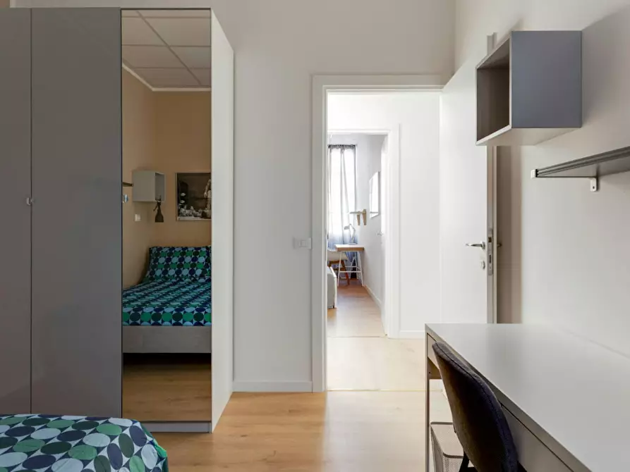 Immagine 5 di Camera in affitto  in Via Privata Minturno a Milano