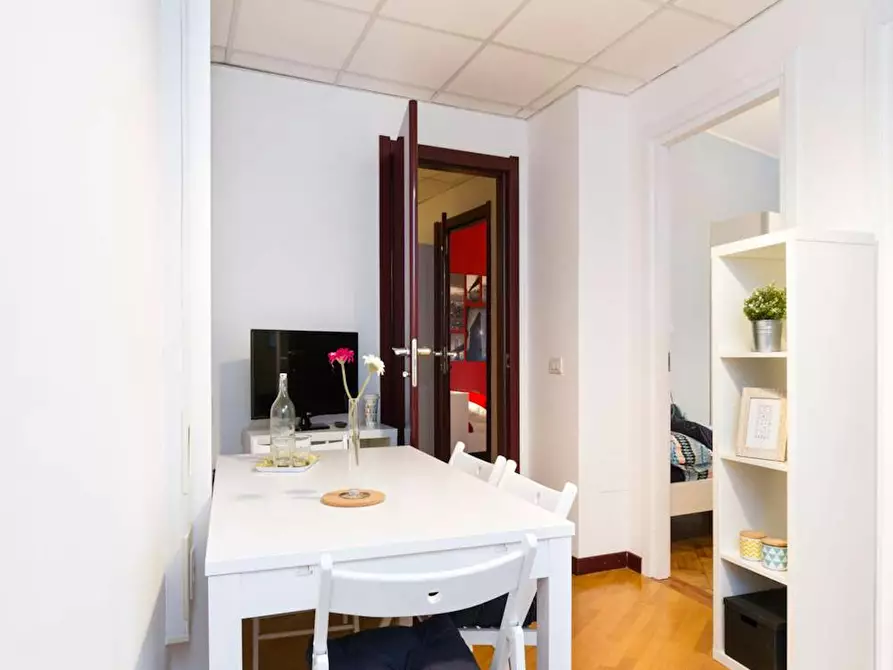 Immagine 9 di Camera in affitto  in Via Larga a Milano