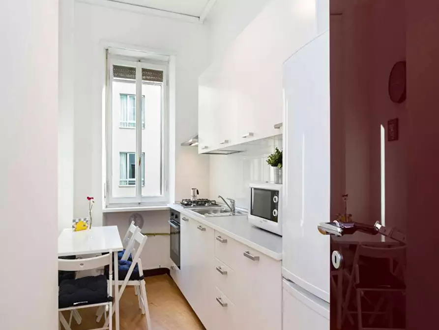 Immagine 10 di Camera in affitto  in Via Larga a Milano