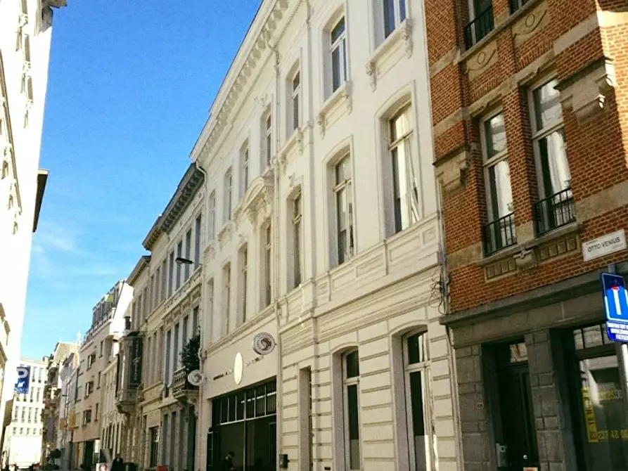 Immagine 2 di Appartamento in affitto  in Otto Veniusstraat a Antwerpen