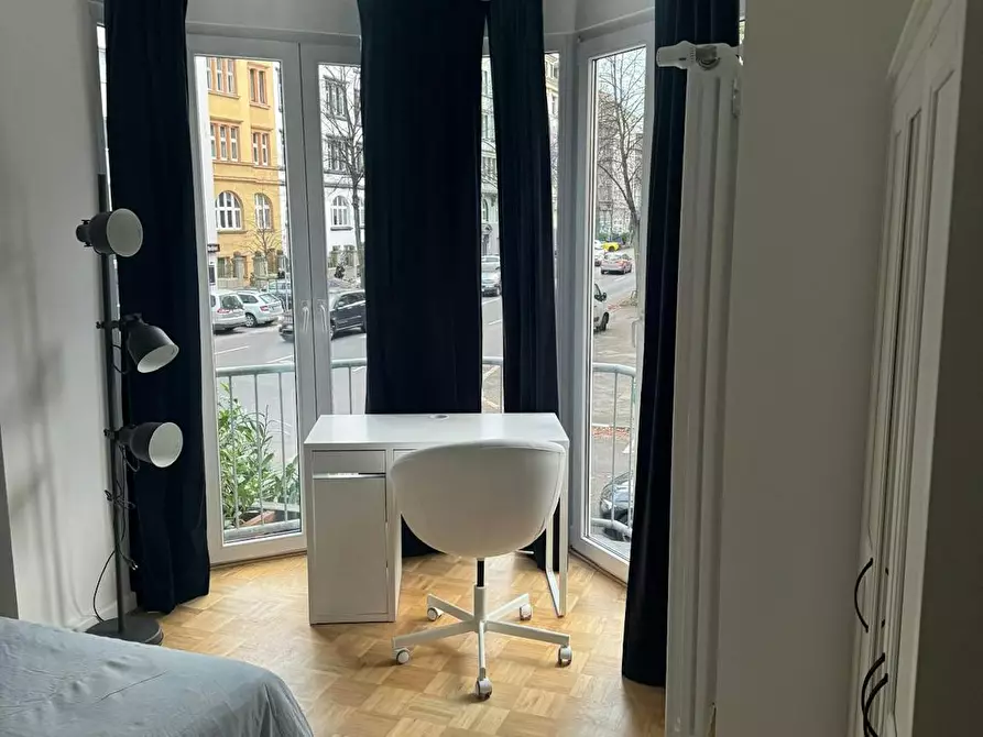 Immagine 2 di Camera in affitto  in Roßstraße a Düsseldorf