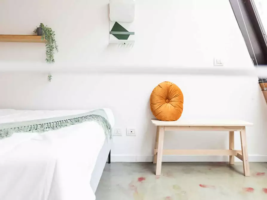 Immagine 6 di Appartamento in affitto  in Via Giambellino a Milano