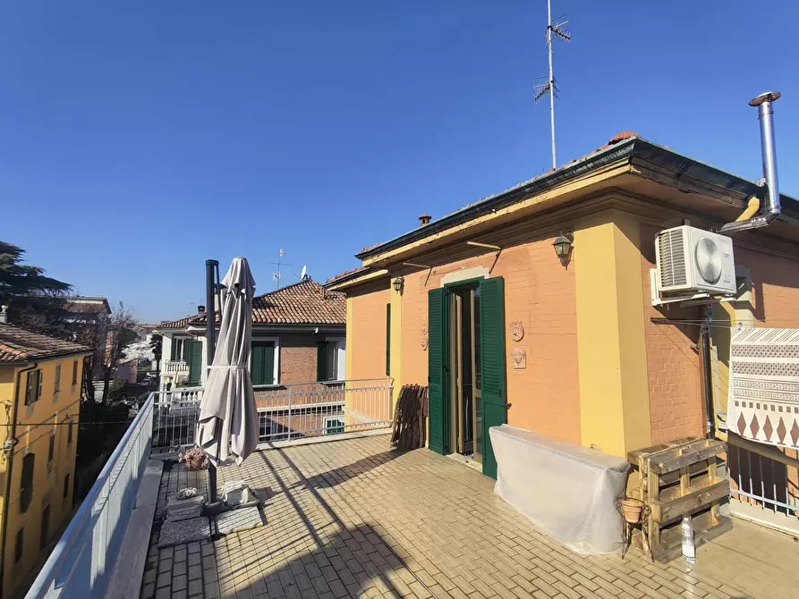 Immagine 2 di Appartamento in affitto  in Via Antonio Zannoni a Bologna