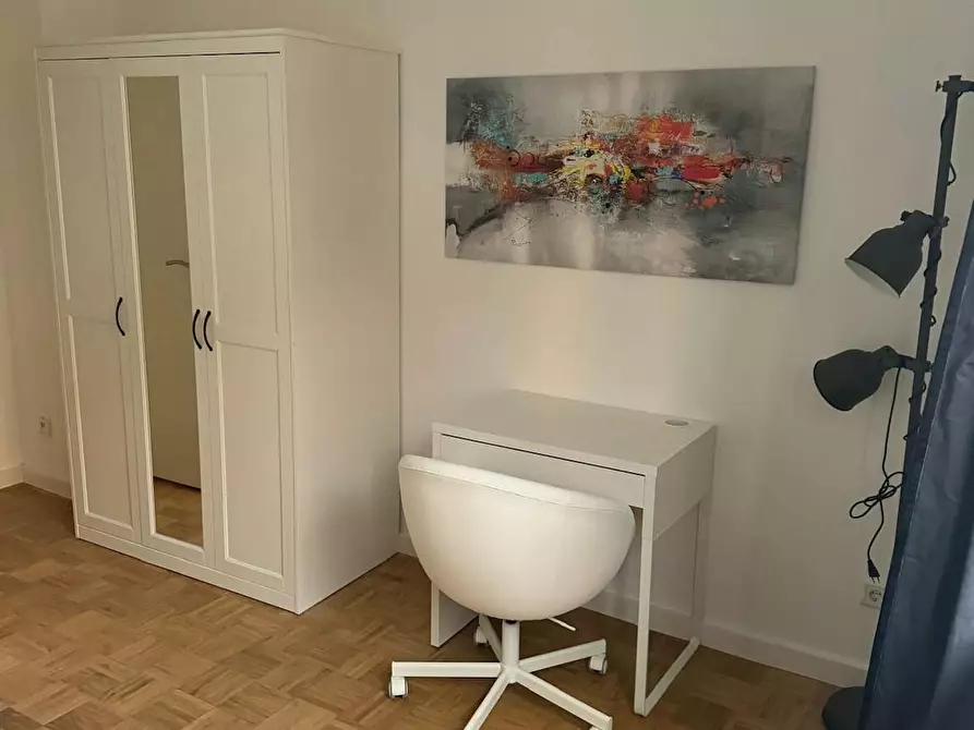 Immagine 3 di Camera in affitto  in Roßstraße a Düsseldorf
